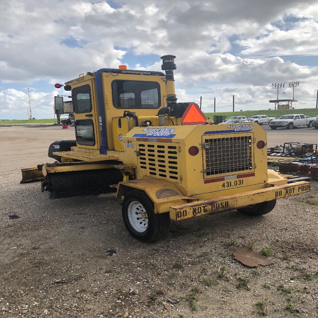 2012 SUPERIOR BROOM DT80J - Image 3